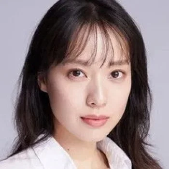 戸田恵梨香