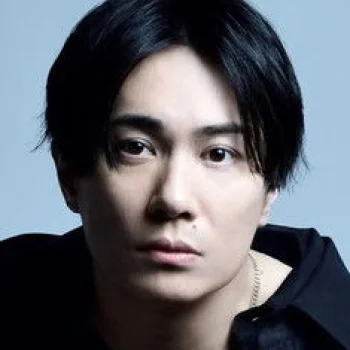 鈴木達央