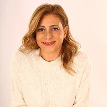 הילה סורג'ון פישר