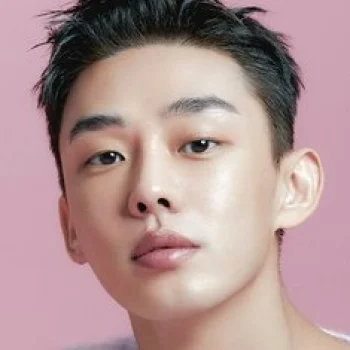 유아인