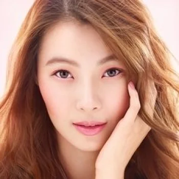 윤소이