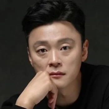 김찬형