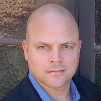 Adrián Colón