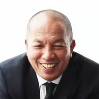Akom Preedakul