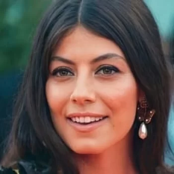 Alessandra Mastronardi