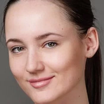 Alina Nedobitko