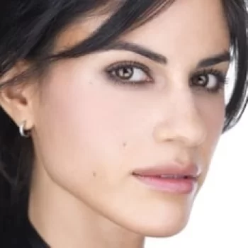 Ana Kayne