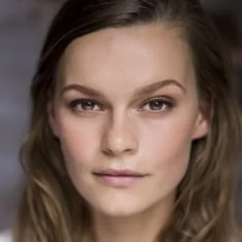 Anna-Maree Thomas