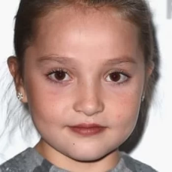 Anya McKenna-Bruce