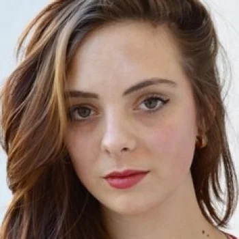 Aylin Dilara White