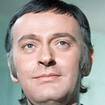 Barrie Ingham
