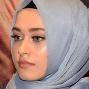 Büşra Ayaydın