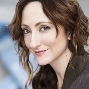 Carmen Cusack