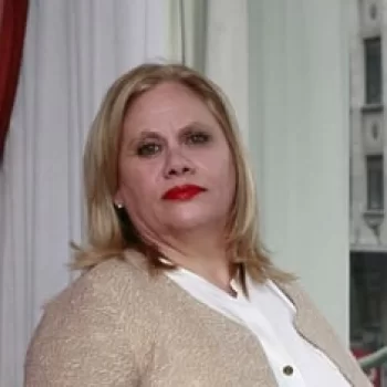 Carmina Barrios