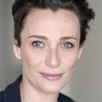 Caroline Bourg