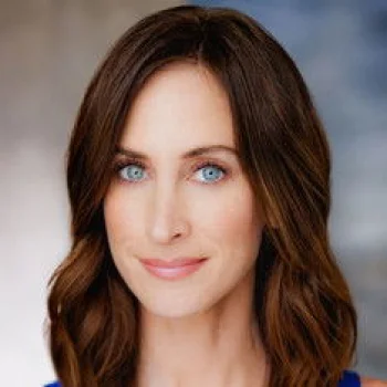 Carrie Lauren