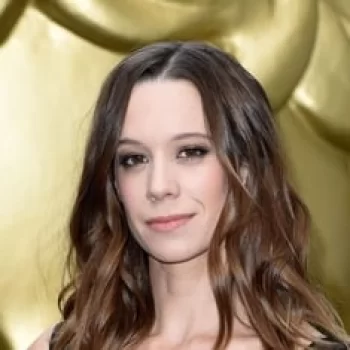 Chloe Pirrie