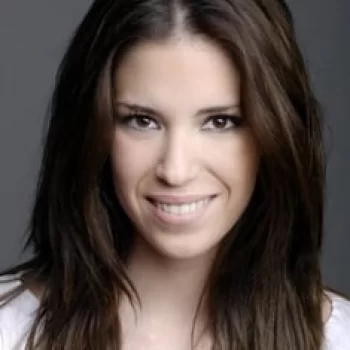 Claudia Melo