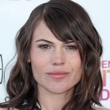 Clea DuVall