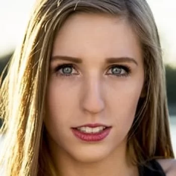 Danielle Lyons