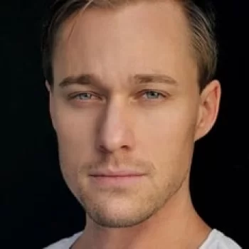 Darren Moss