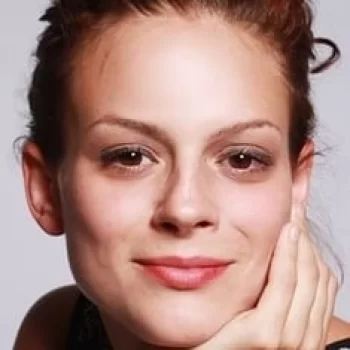 Darya Zhovner