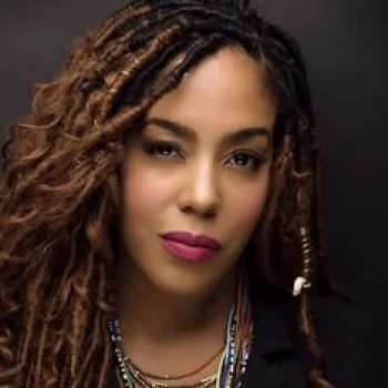 De'Adre Aziza