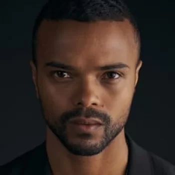 Eka Darville