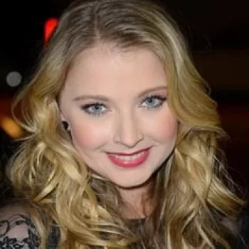 Elisabeth Harnois