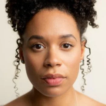 Ellouise Shakespeare-Hart