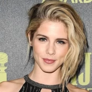 Emily Bett Rickards