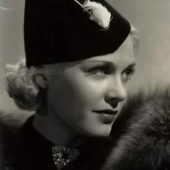 Esther Ralston