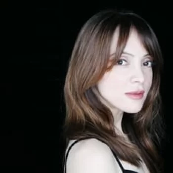 Frida Betrani