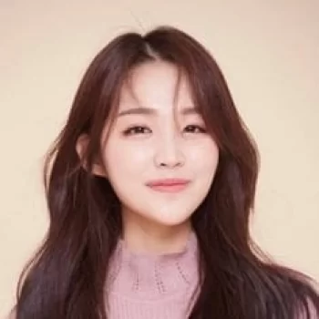 Han Yi Young