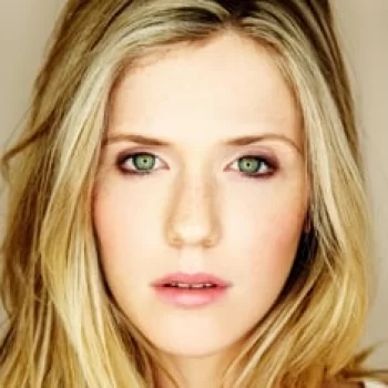 Harriet Dyer