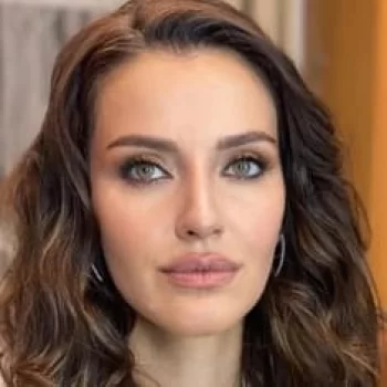 İrem Helvacıoğlu