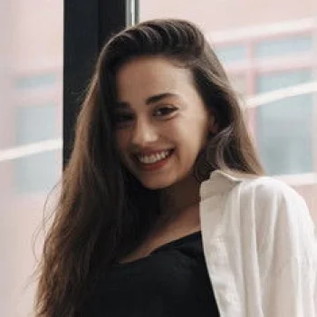 Işıknaz Özedgü