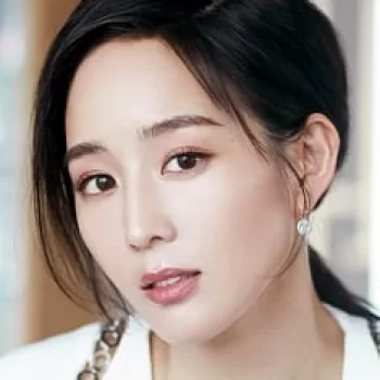 Janine Chang