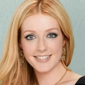 Jennifer Finnigan