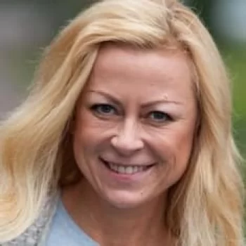 Jenny Elvers