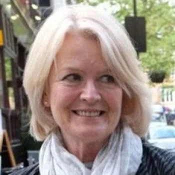 Judy Loe