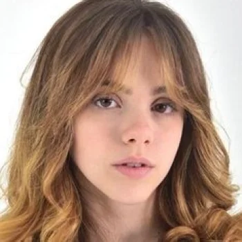 Júlia Svacinna
