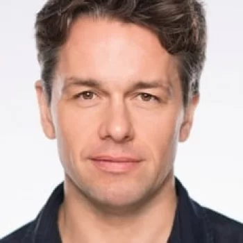 Julian Ovenden