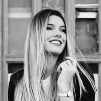 Julianne Binard