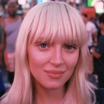 Karina Kolokolchykova
