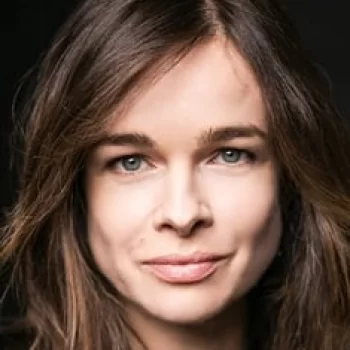 Katie Carr