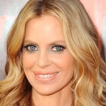 Kristin Bauer van Straten