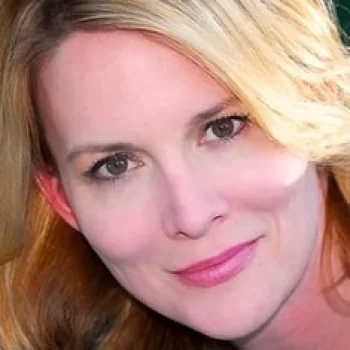 Laurel Holloman