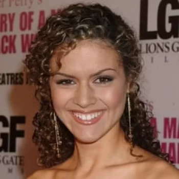 Lisa Marcos