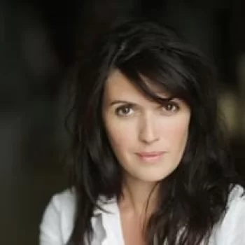Magaly Godenaire